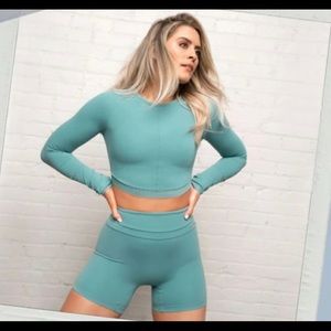 Gymshark x Whitney Simmons deep sage long sleeve Small
